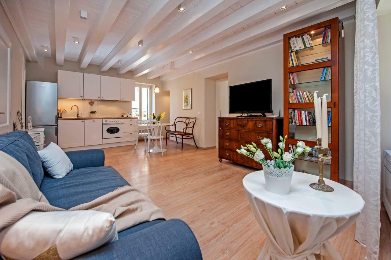Casa Sbisa' Apartment Rovinj Eksteriør bilde